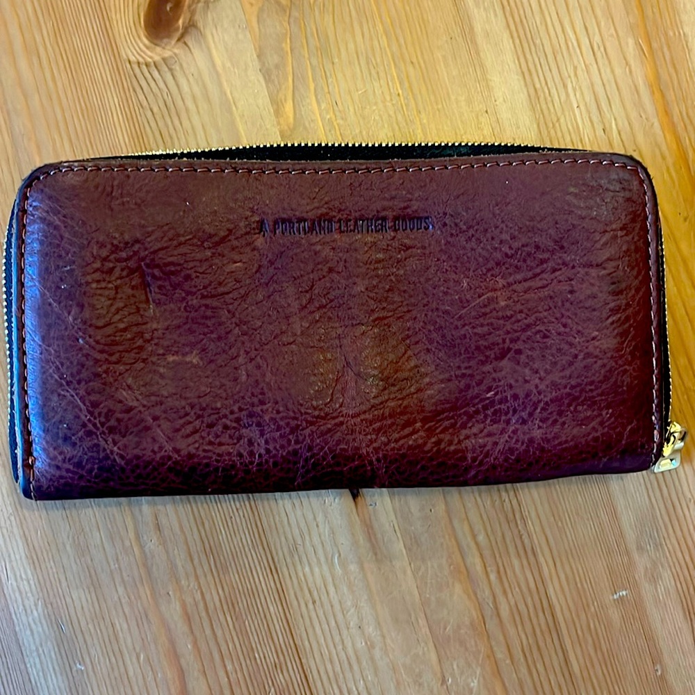 Portland Leather Company accordion zipper wallet in Nutmeg -NWOT